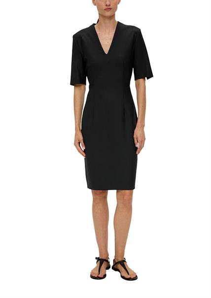 Etui-Kleid aus Viskosemix schwarz