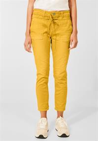 Farbige Loose Fit Jeans dull sunset yellow wash