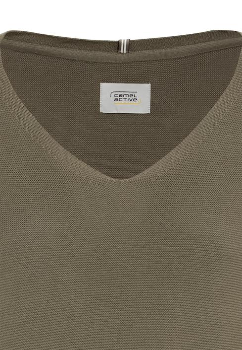 feinstrickpullover-mit-v-ausschnitt-olive