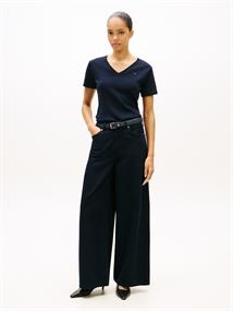 Flag Embroidery V-Neck Slim T-Shirt nos desert sky