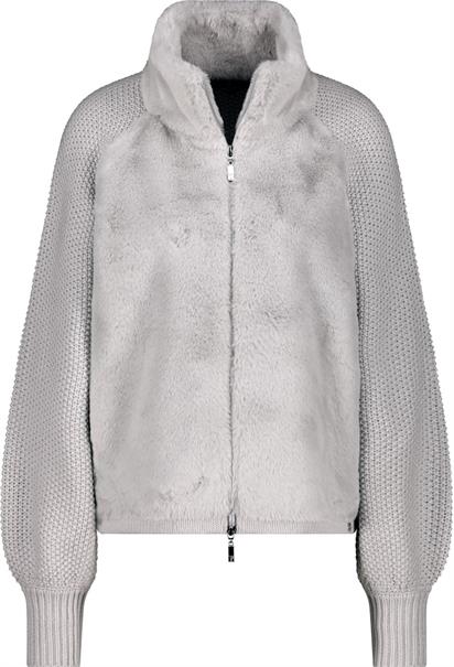 Flauschige Strickjacke chrome