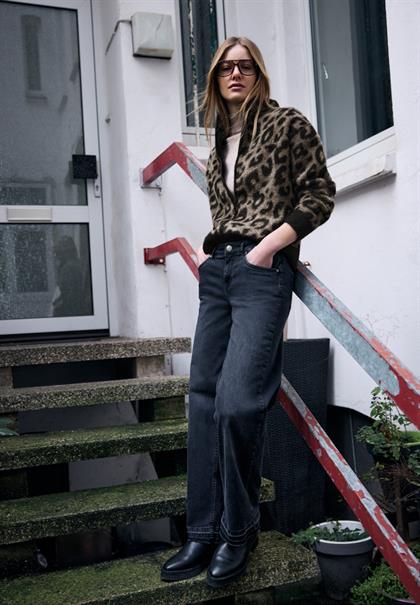 Flauschiger Leo Cardigan black