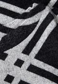 Flauschiges Langarmshirt black