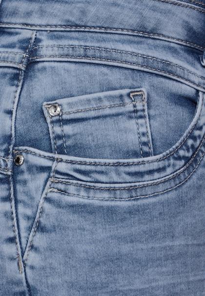 Free to move Jeans bright indigo wash