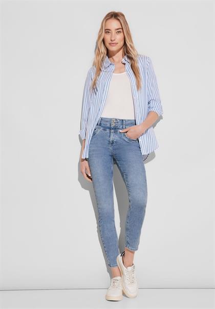Free to move Jeans bright indigo wash