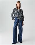 Fumina move coal blue