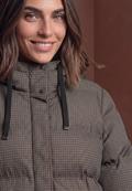 Gefütterte Jacke mit Kapuze und Print auburn brown