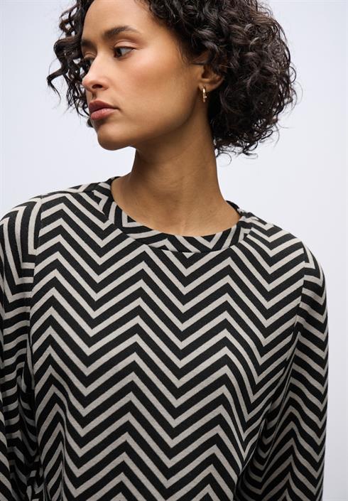 gemustertes-jacquard-shirt-black