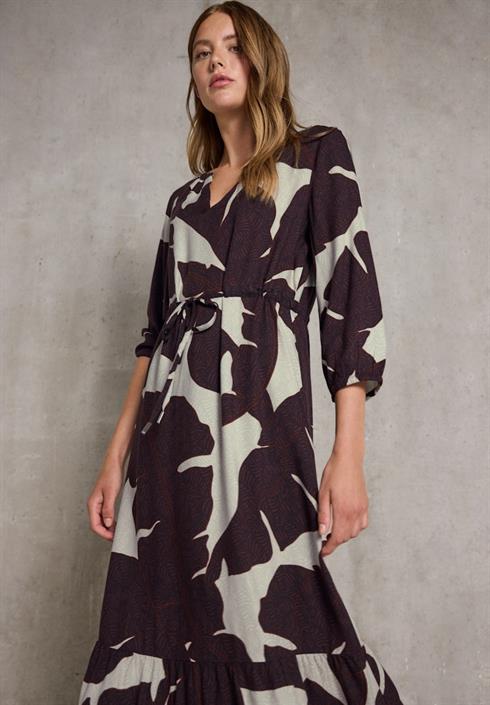 gemustertes-maxi-kleid-fudge-red