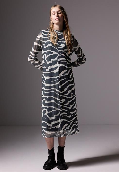 gemustertes-mesh-kleid-flint-grey