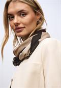 Gemustertes Tuch sanded beige