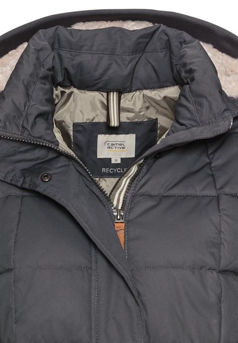 gesteppte-jacke-mit-abnehmbarer-kapuze-charcoal