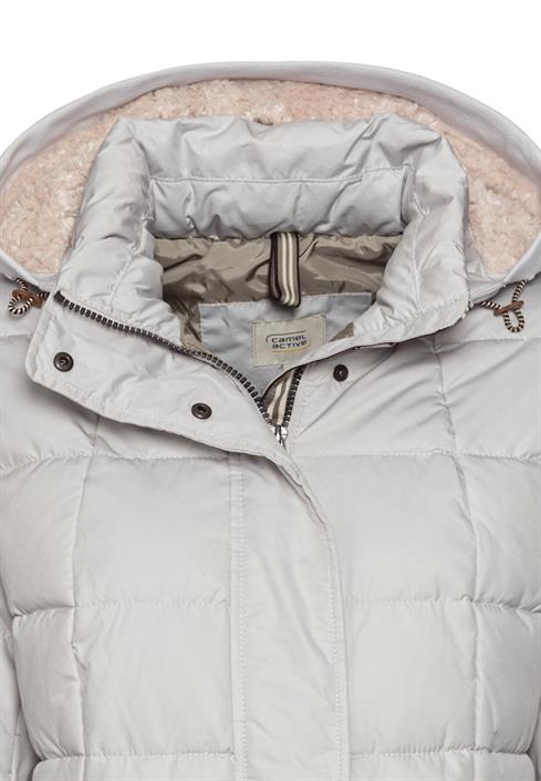 gesteppte-jacke-mit-abnehmbarer-kapuze-silver