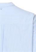 Gestreifte Bluse mit krempelbaren Ärmeln light blue