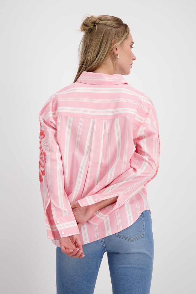 gestreifte-bluse-mit-pailletten-pink-smoothie-gemustert