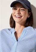 Gestreifte Seersucker Bluse blouse blue