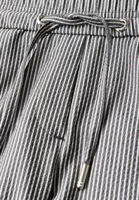 Gestreifte Seersucker Hose dark balmy khaki