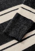 Gestreifter Pullover black