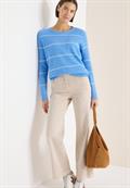 Gestreifter Strukturpullover fountain blue melange