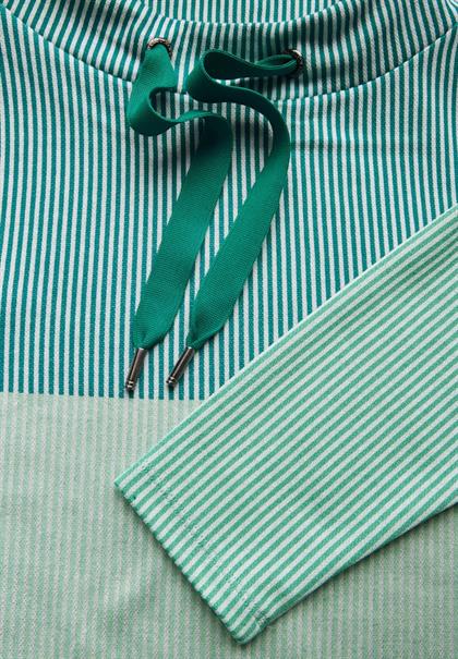 Gestreiftes Colorblock Shirt petrol green