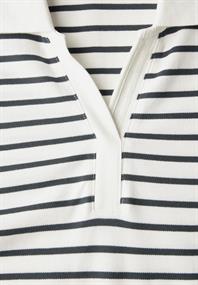 Gestreiftes Piquée Poloshirt vanilla white