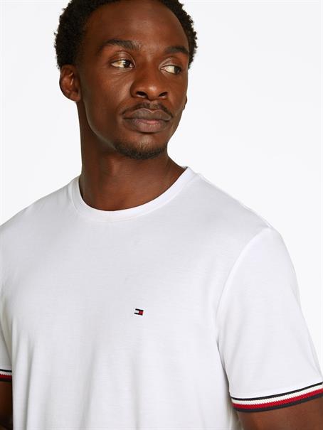 GLOBAL STRIPE CUFF TEE white