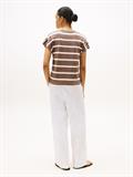 GOLD BUTTON MDRN C-NK SS TEE hot coco- ivory silk stp
