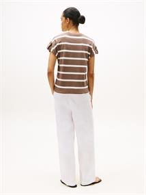 GOLD BUTTON MDRN C-NK SS TEE hot coco- ivory silk stp