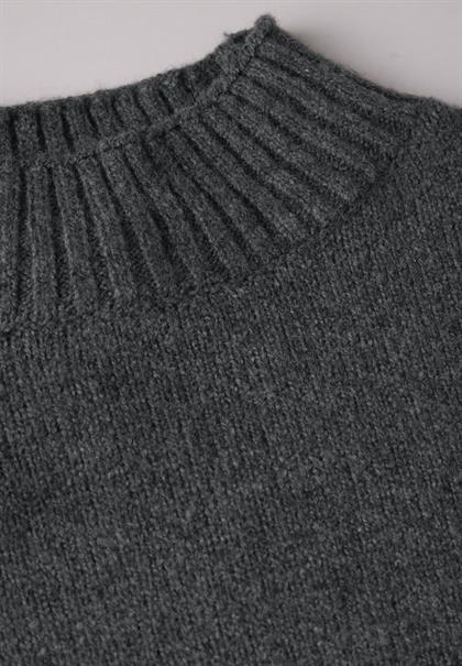 gravel grey mel.