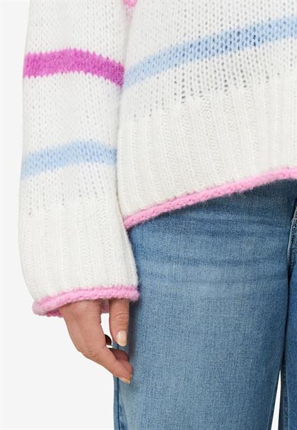 Grobstrickpullover mit Streifen creampink