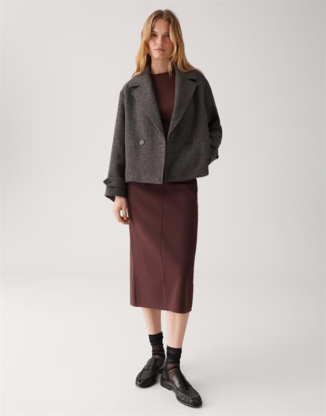 Hallyn dark grape