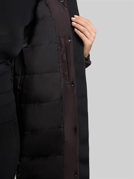 Heather 446 moody plum
