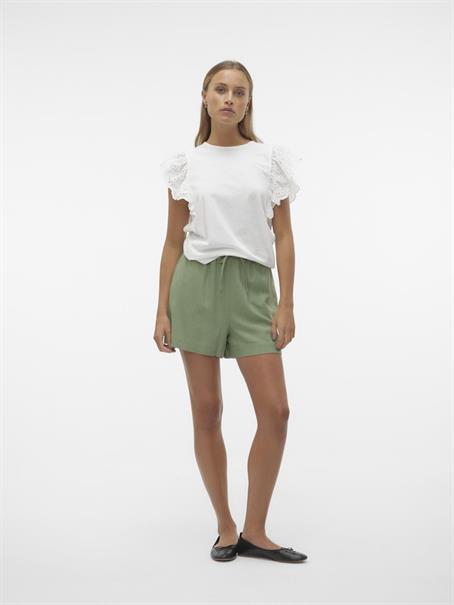 hedge green