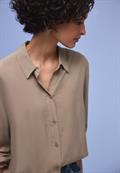 Hemdbluse mit Collegedetails light terra mocha