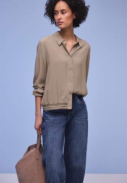 Hemdbluse mit Collegedetails light terra mocha