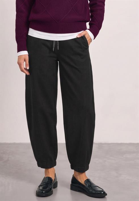 high-waist-barrel-leg-hose-im-casual-fit-black