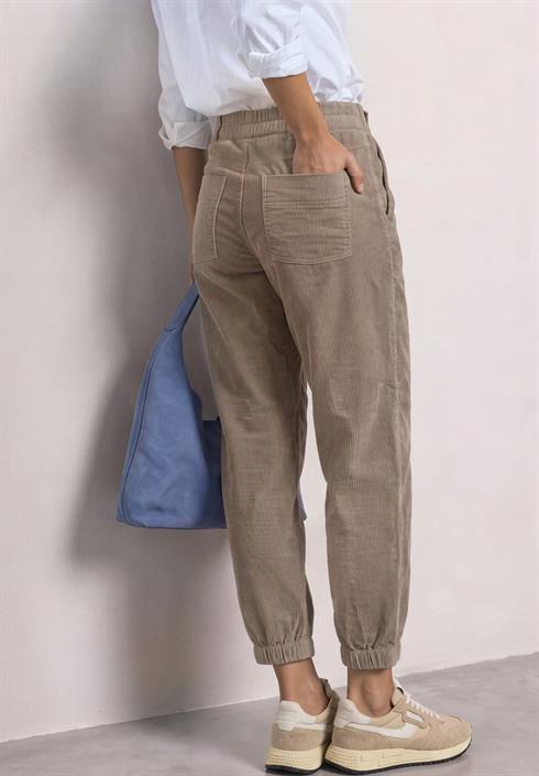 high-waist-barrel-leg-hose-mit-elastikbund-sanded-amber