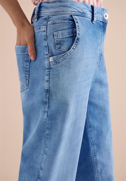 High Waist Barrel Leg Jeans im Loose Fit light blue random bleached