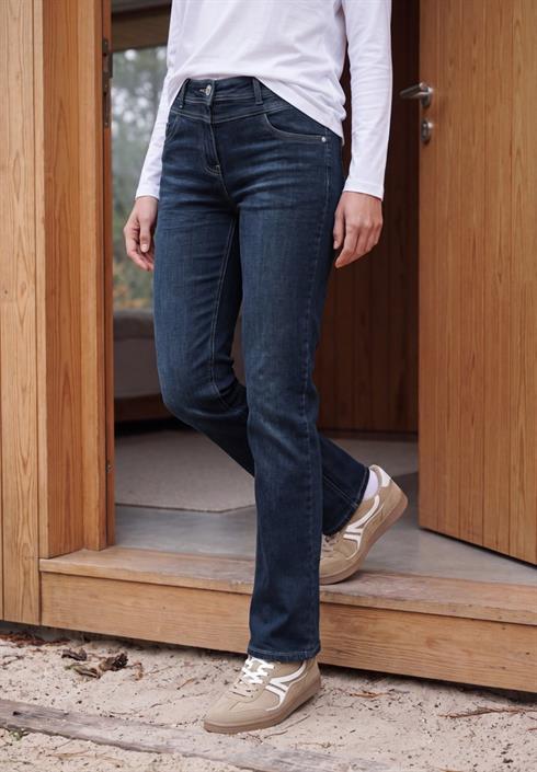 high-waist-bootcut-jeans-im-slim-fit-dark-blue-wash