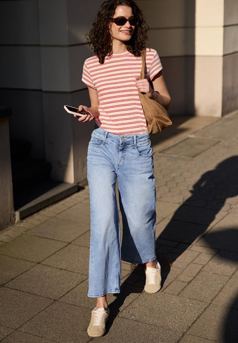 high-waist-wide-leg-jeans-im-loose-fit-light-blue-wash