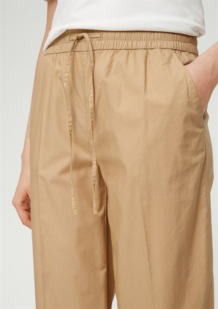 Hose beige