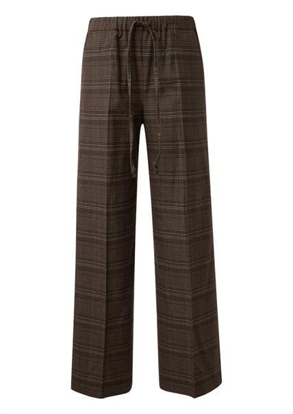 Hose braun