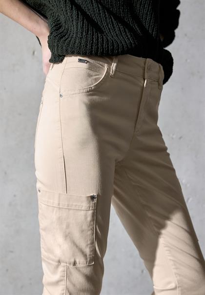 Hose im Cargo-Look cream beige