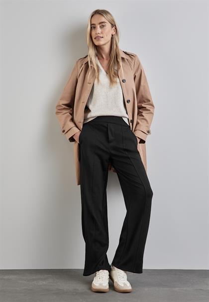 Hose im Casual Fit black