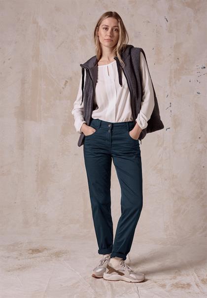 Hose im Casual Fit oil blue