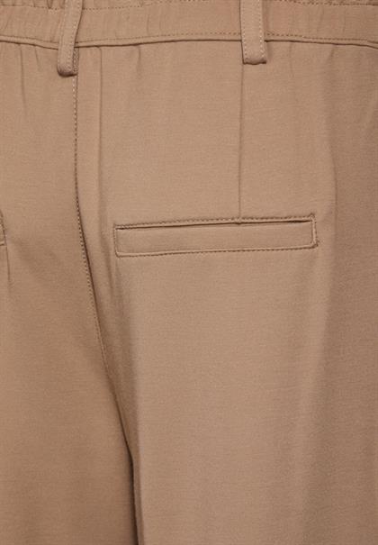 Hose im Casual Fit rich mocha