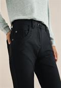 Hose im Leder-Look black