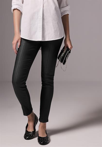 Hose im Leder-Look black
