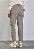 Hose im Loose Fit ashen maple beige