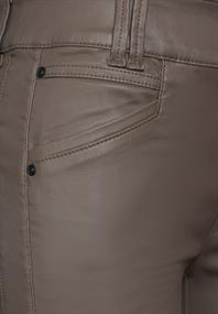 Hose mit Coating cedar brown